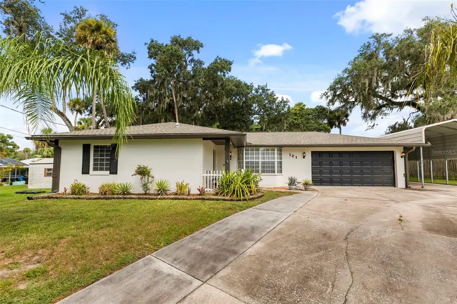 121 OAK RIDGE AVE, Edgewater, FL 32132