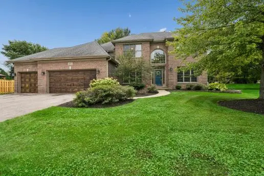 2071 Tunbridge TRL, Algonquin, IL 60102