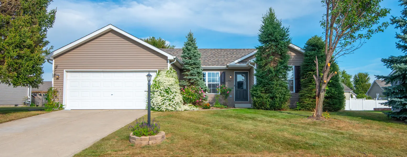 702 Luke DR, Westville, IN 46391