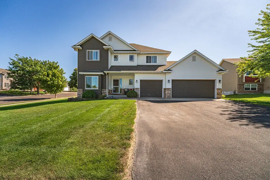 1121 Jasmine LN, Jordan, MN 55352