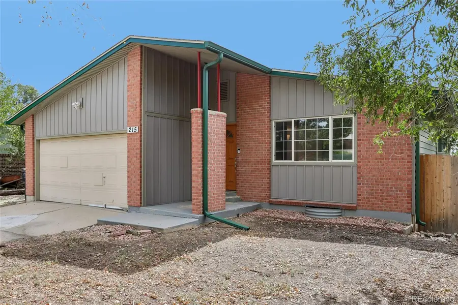 215 E 17th AVE, Longmont, CO 80504
