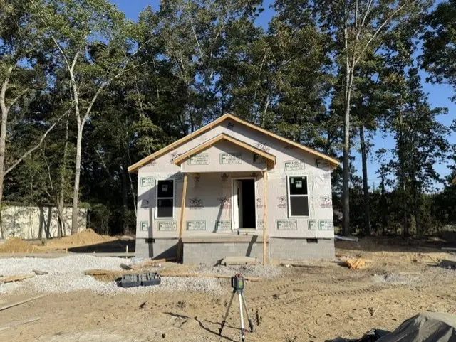 527 Highland Ln, Tullahoma, TN 37388
