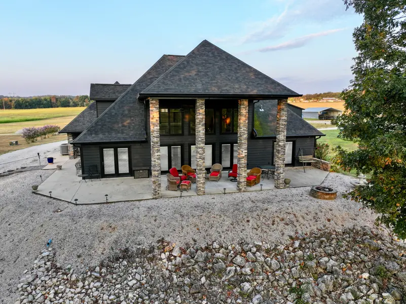 394 Violet Ln., Doniphan, MO 63935