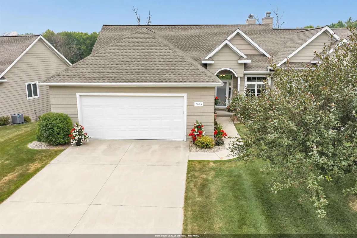 1665 REMINGTON RIDGE WAY, De Pere, WI 54115-9378