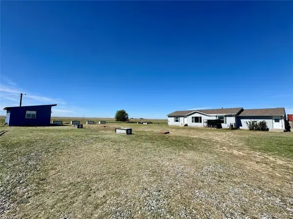 5505 Behrens, Byers, CO 80103