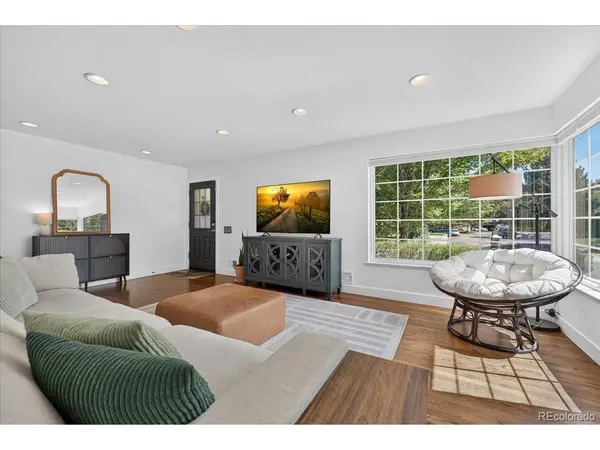515 Dover, Denver, CO 80226