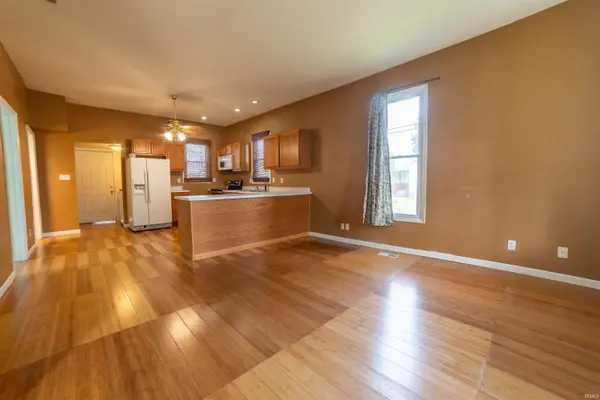 903 S Second ST, Boonville, IN 47601