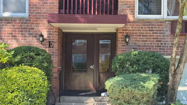 61 Maine AVE #E5, Rockville Centre, NY 11570