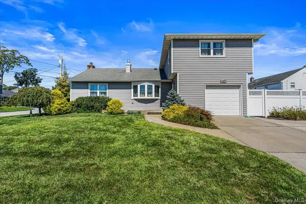 1845 Relyea DR, Merrick, NY 11566