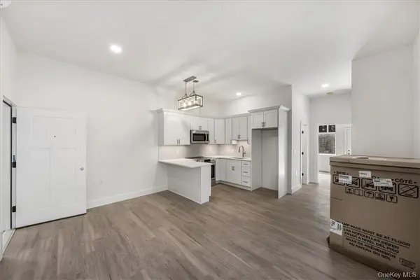 1083 US Route 9 #49, Fishkill, NY 12524