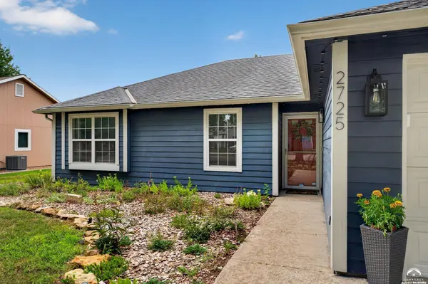 2725 Bishop ST, Lawrence, KS 66046