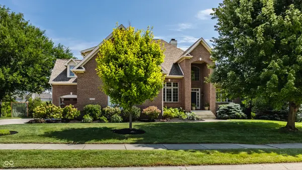 16327 Brookhollow DR, Westfield, IN 46062