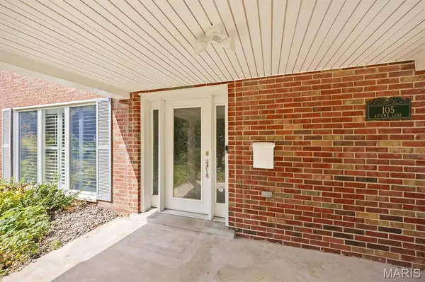 105 Autumn LN, Belleville, IL 62223