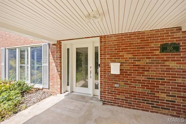105 Autumn LN, Belleville, IL 62223
