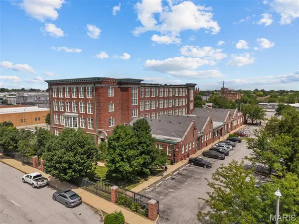 814 N 19th ST, St Louis, MO 63106