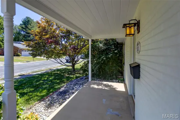 2009 Madison AVE, Edwardsville, IL 62025