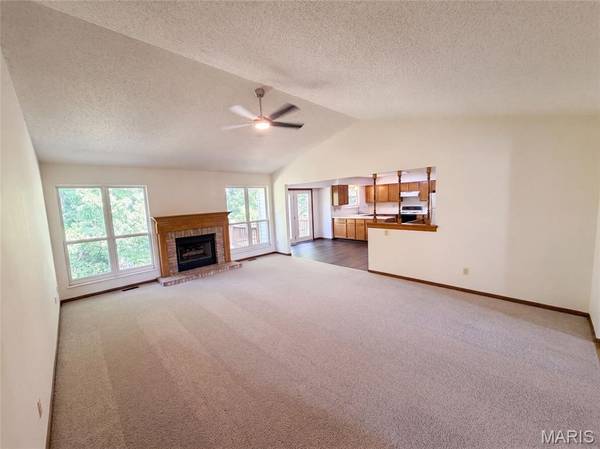 2827 Bromley DR, O'fallon, MO 63368