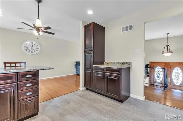 4716 Hedgemont DR, Unincorporated, MO 63128