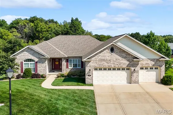 403 Willow Point TRL, O'fallon, IL 62269