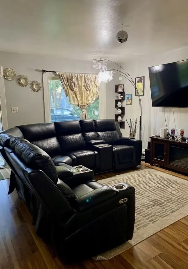 2814 N Butrick ST, Waukegan, IL 60087