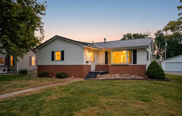 220 S State ST, Gibson City, IL 60936