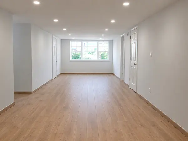 6042 W ADDISON ST, Chicago, IL 60634