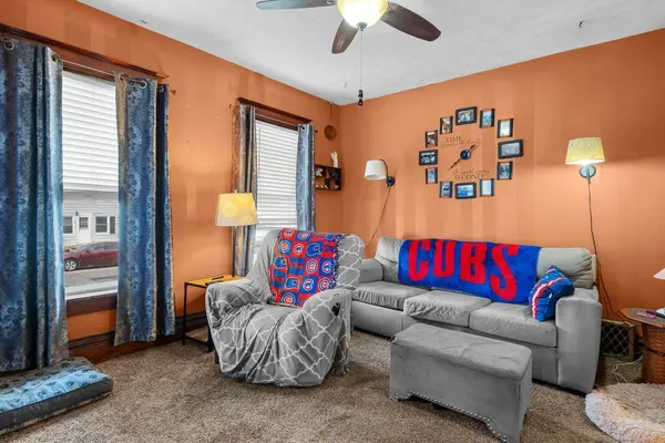 249 W 30th ST, Davenport, IA 52803