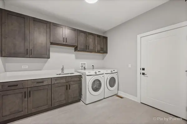 1211 Noble DR, Port Barrington, IL 60010