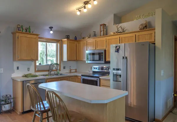 705 Bluebird ST, Mora, MN 55051