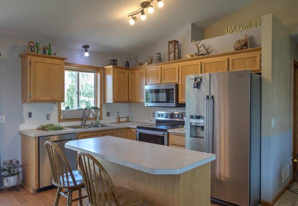 705 Bluebird ST, Mora, MN 55051