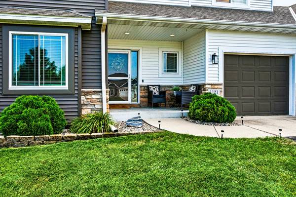 1121 Jasmine LN, Jordan, MN 55352