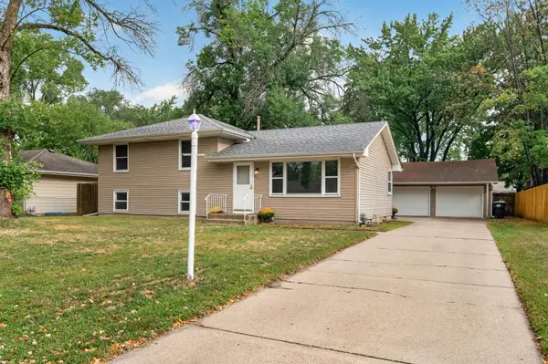3045 116th AVE NW, Coon Rapids, MN 55433