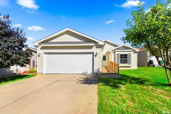 113 S COLUMBUS ST, North Pekin, IL 61554