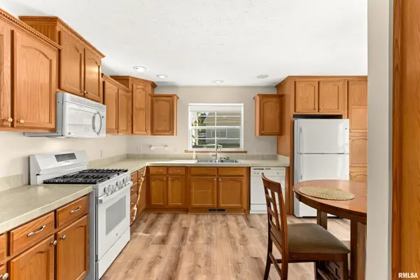 113 S COLUMBUS ST, North Pekin, IL 61554