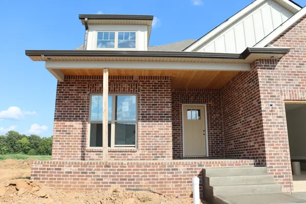 229 Harvest Moon Dr, Clarksville, TN 37043