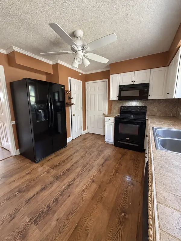 3035 Mossdale Dr, Antioch, TN 37013