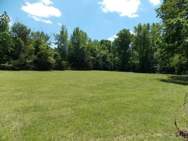 12698 Versailles Rd, Rockvale, TN 37153