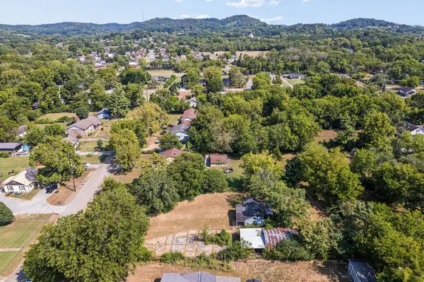 3904 Milford Rd, Nashville, TN 37218
