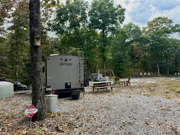 12455 E 1050, Stockton, MO 65785
