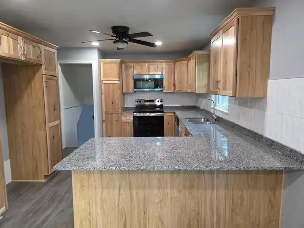 769 S Ozark TRL, Goodman, MO 64843