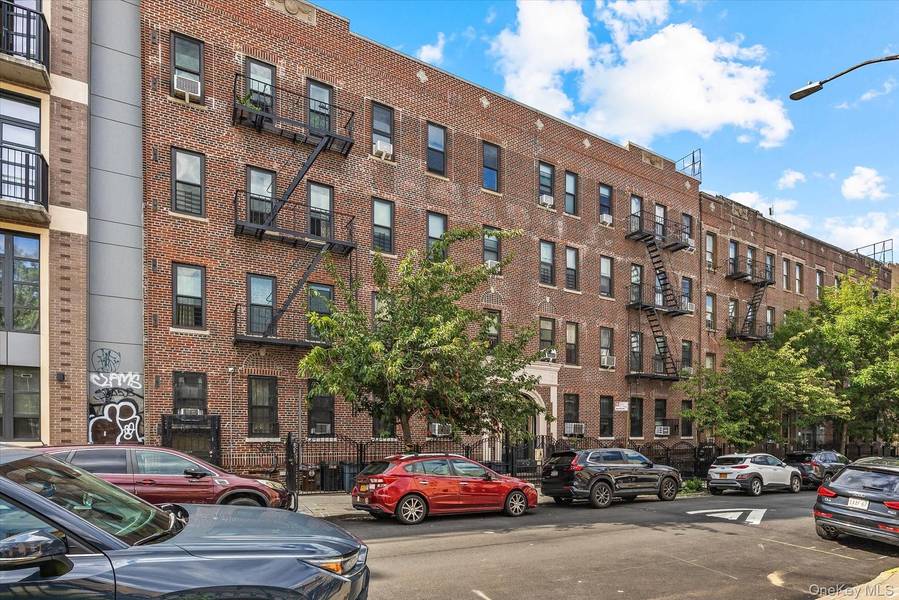 101 Linden ST #2F, Brooklyn, NY 11221