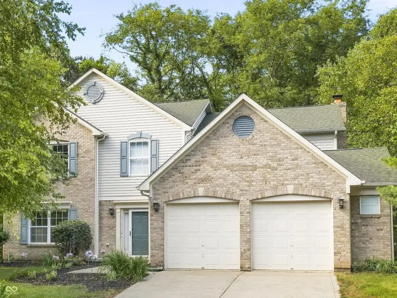5265 McHenry LN, Indianapolis, IN 46228
