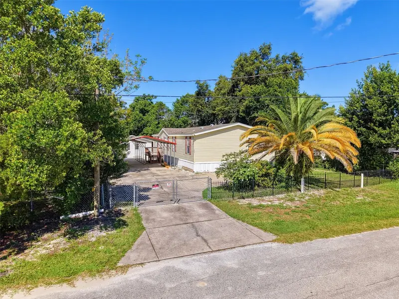 13231 LAUDERDALE ST, Hudson, FL 34667