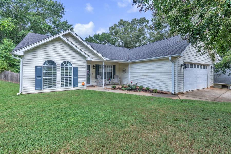 411 Hill LN, Mauldin, SC 29662