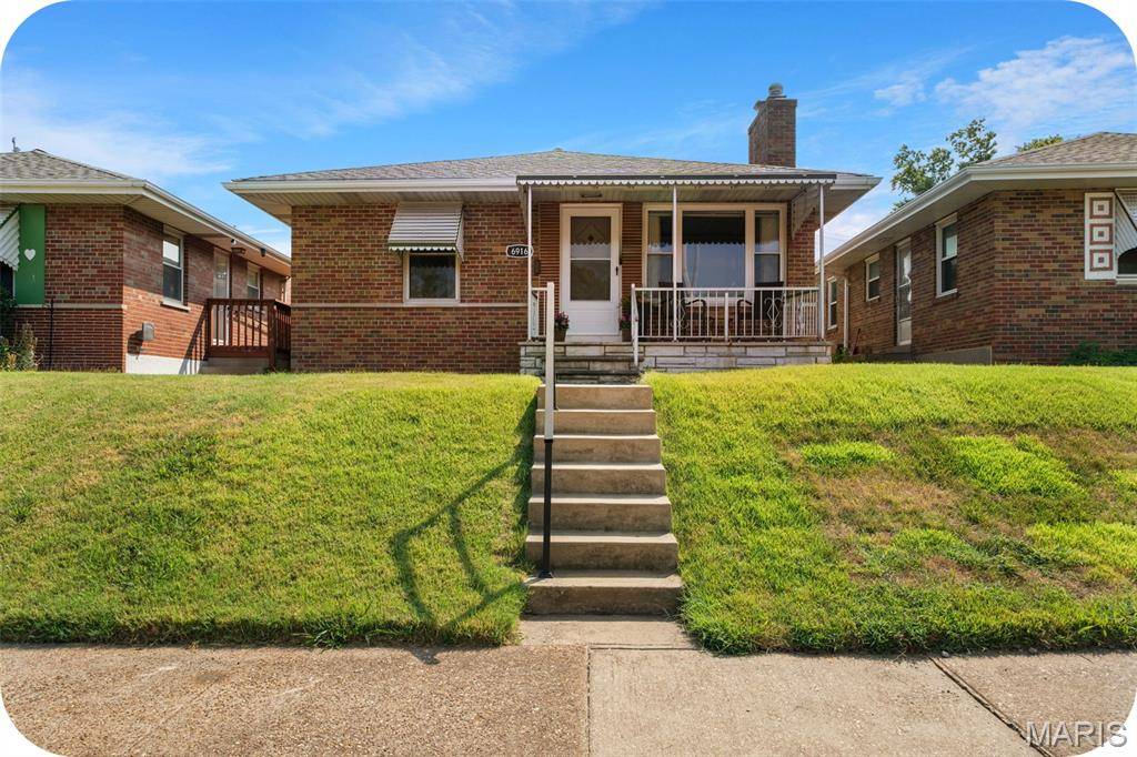 6916 Hampton AVE, St Louis, MO 63109