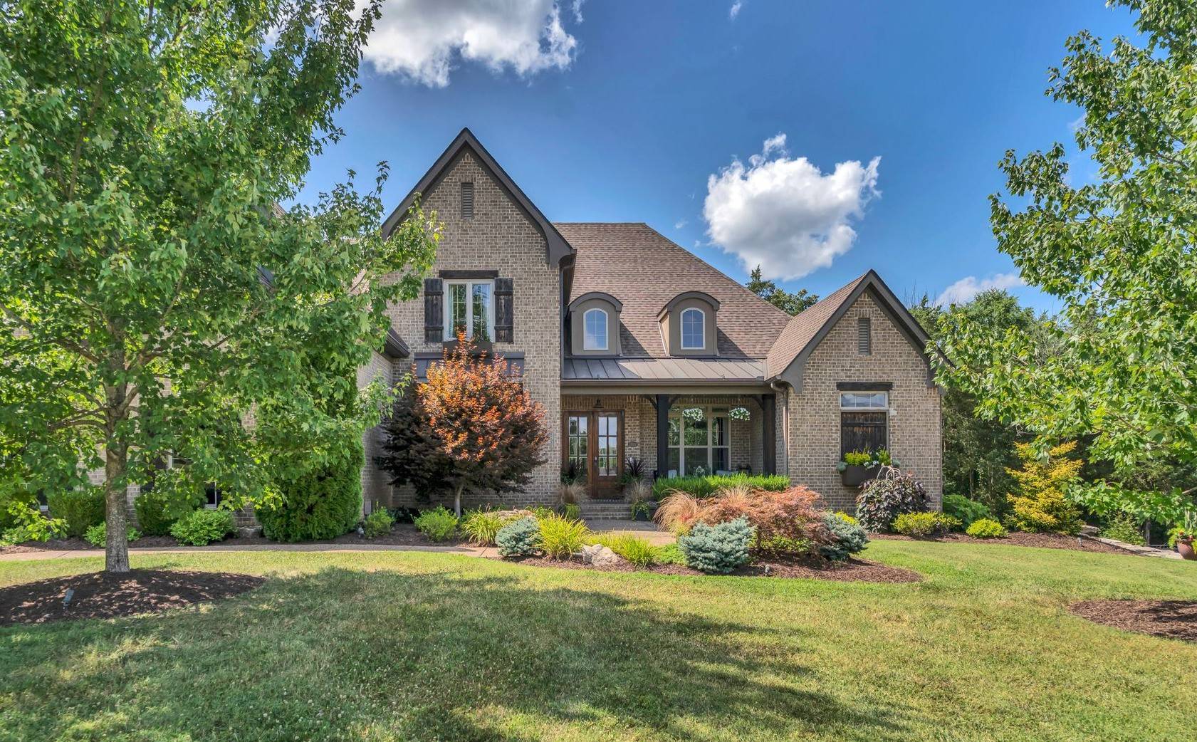 1818 Eaves Ct, Nolensville, TN 37135