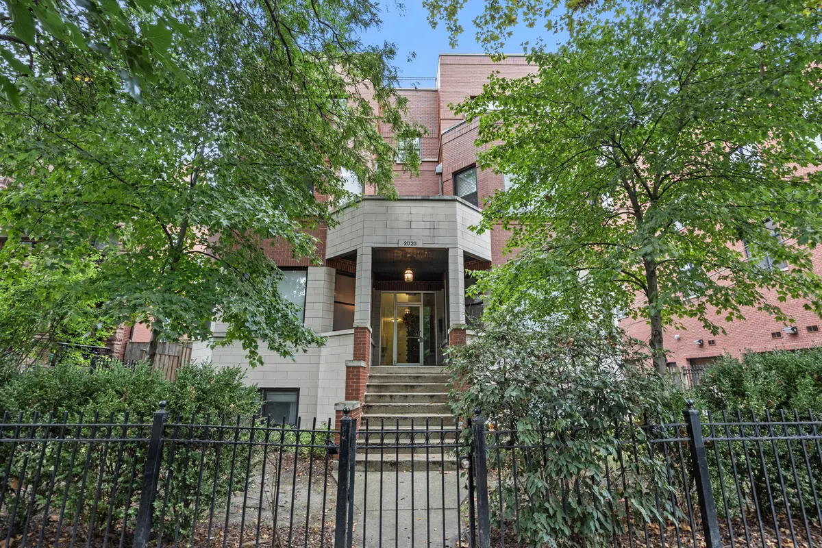 2020 W Pierce AVE #8, Chicago, IL 60622