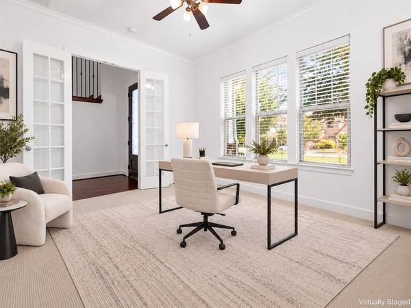 1009 Peacock Boulevard, Carrollton, TX 75007