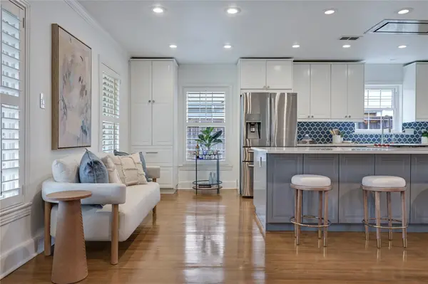 2908 Perry LN, Austin, TX 78731