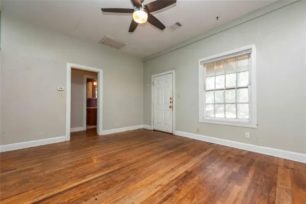 218 W 51st ST, Austin, TX 78751